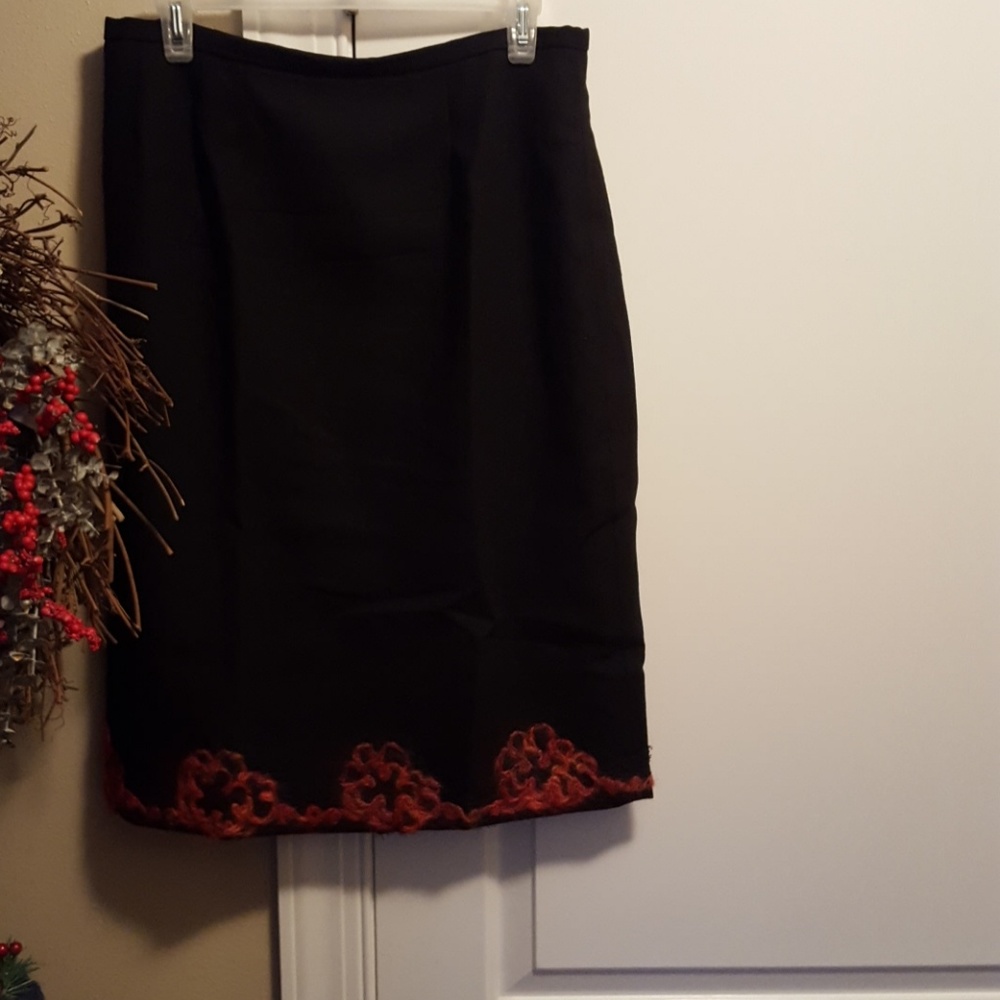skirt/ (matching jacket also available)